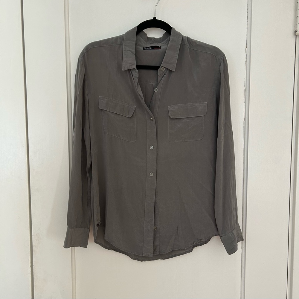 Gypsy 05 100% silk button down.